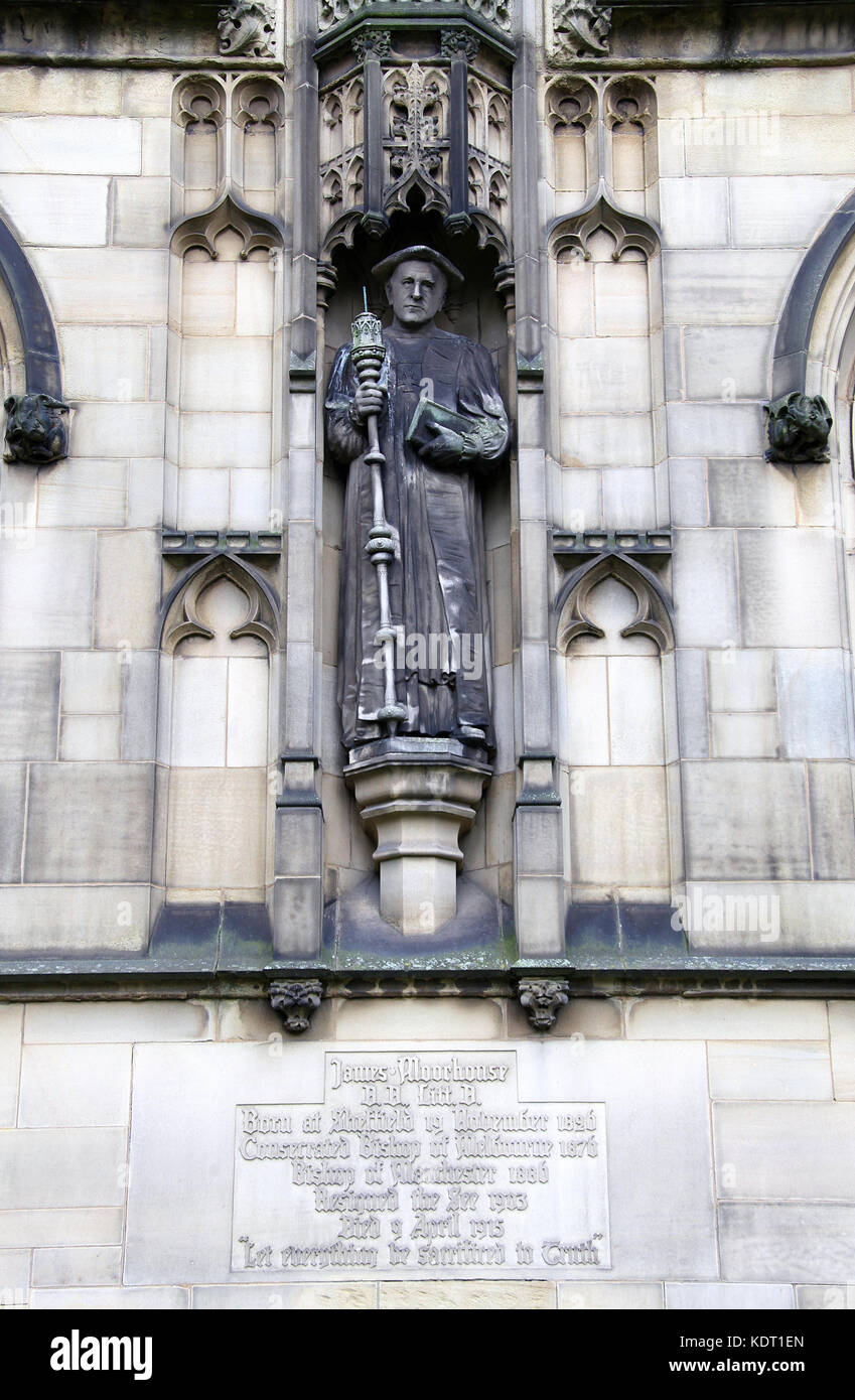 La cattedrale e la Chiesa Collegiata di Santa Maria St Denys e St George in Manchester Foto Stock