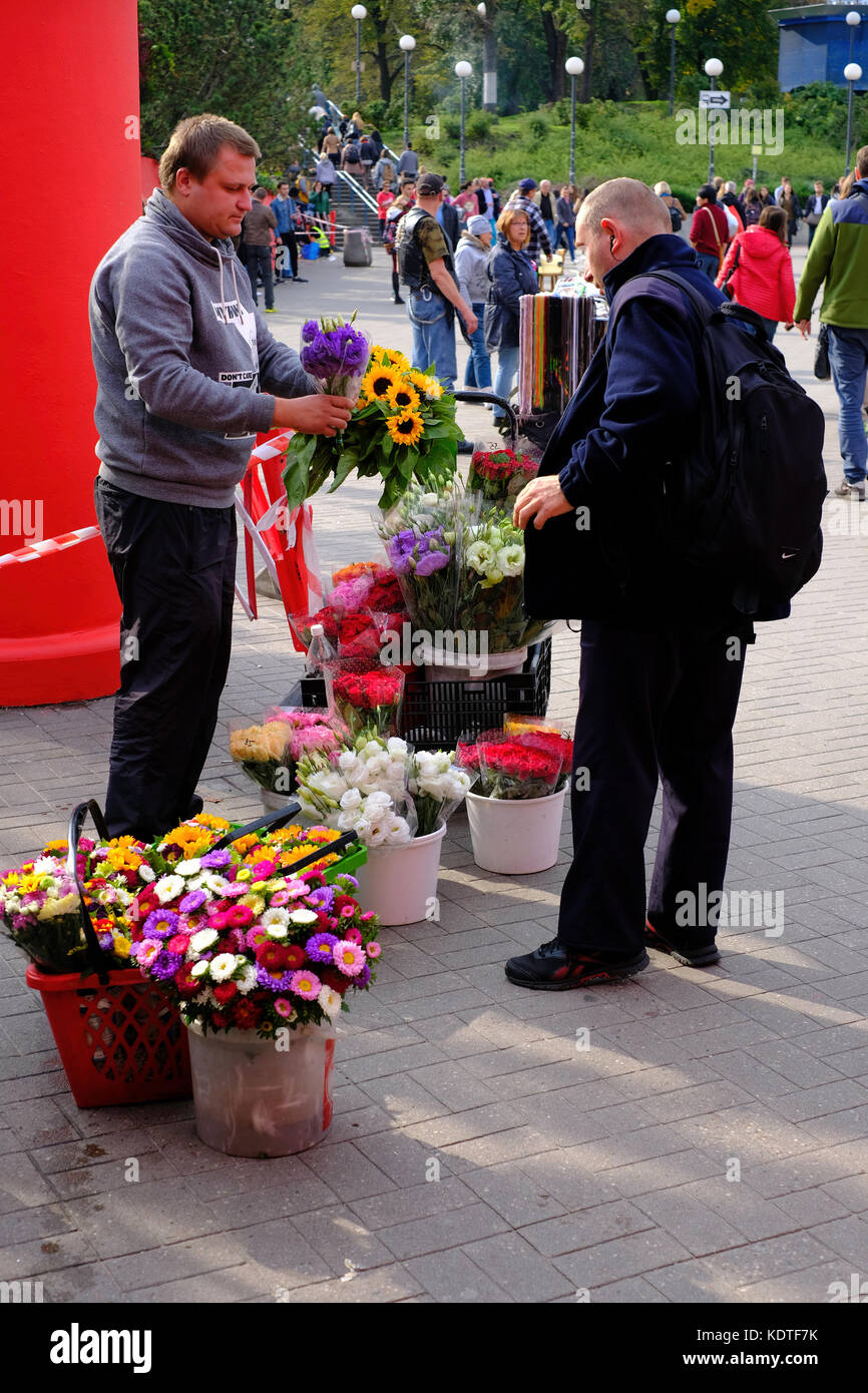 Venditore di fiori, Varsavia, Polonia Foto Stock