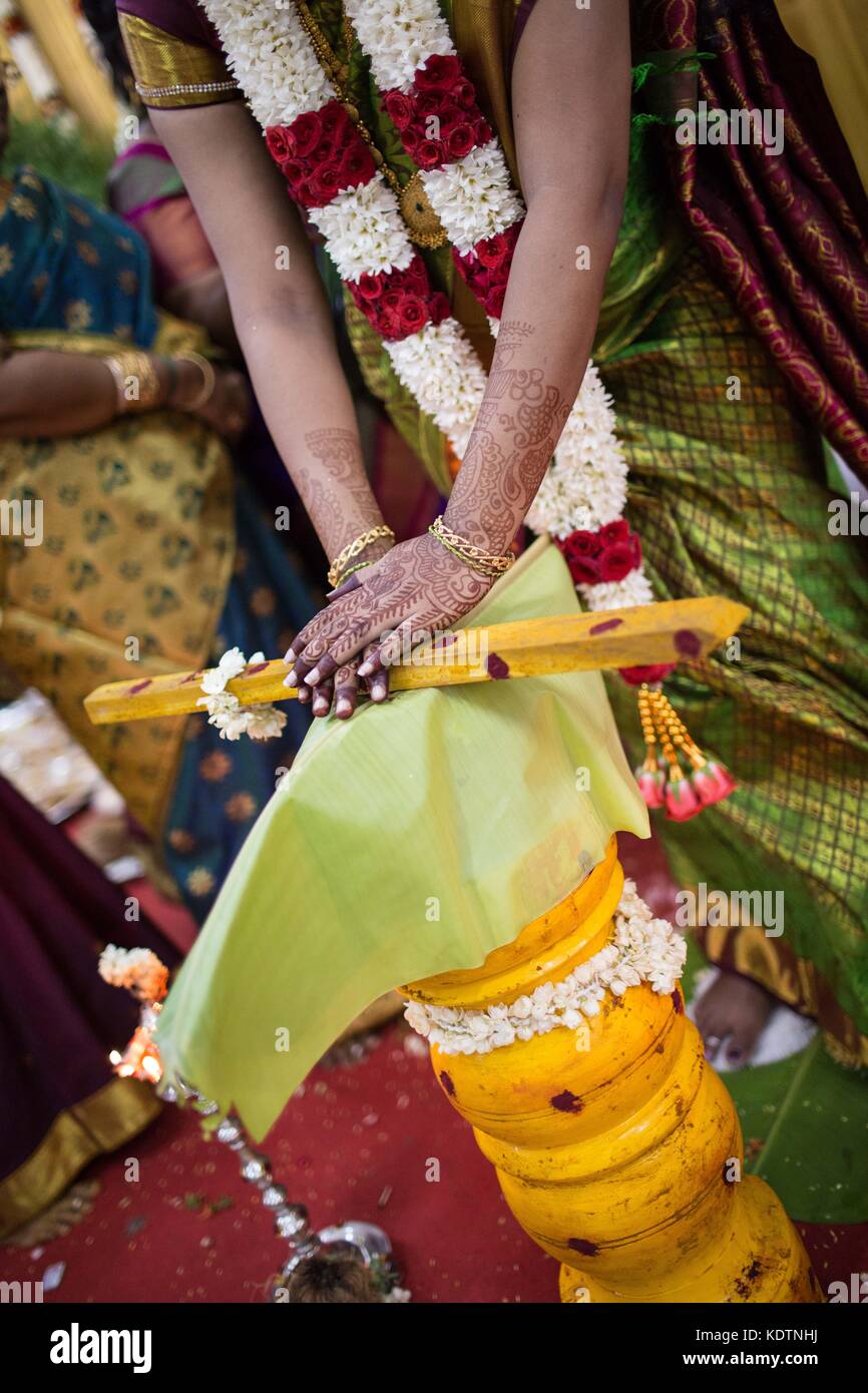 Rituali di nozze indiani, scatti al coperto Foto Stock