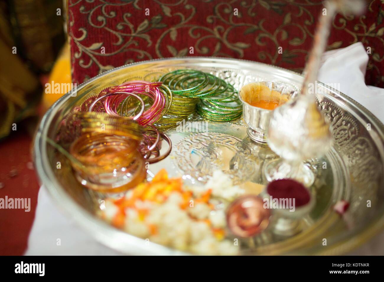 Rituali di nozze indiani, scatti al coperto Foto Stock