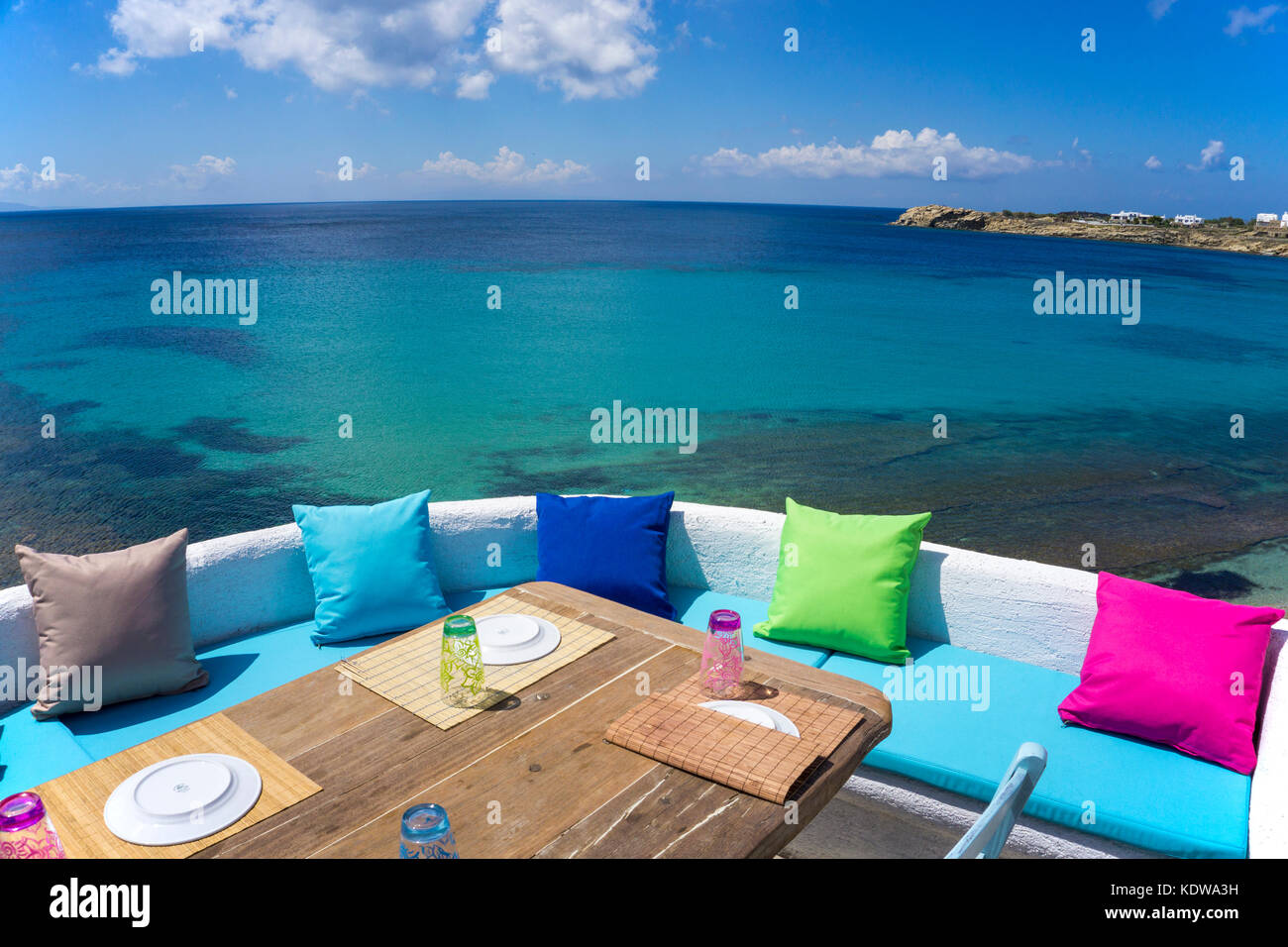 Anna's Place, elegante bar sulla spiaggia di paradise beach, Mykonos, Cicladi, Egeo, Grecia, Europa Foto Stock