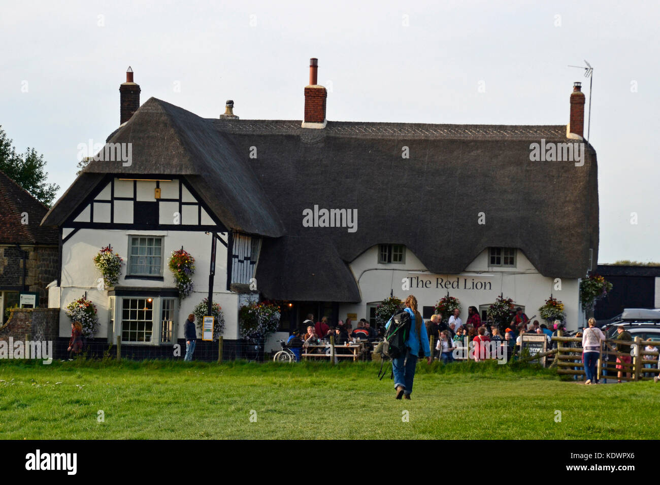 Red Lion public house, Avebury Henge Stone Circle, Wiltshire Foto Stock