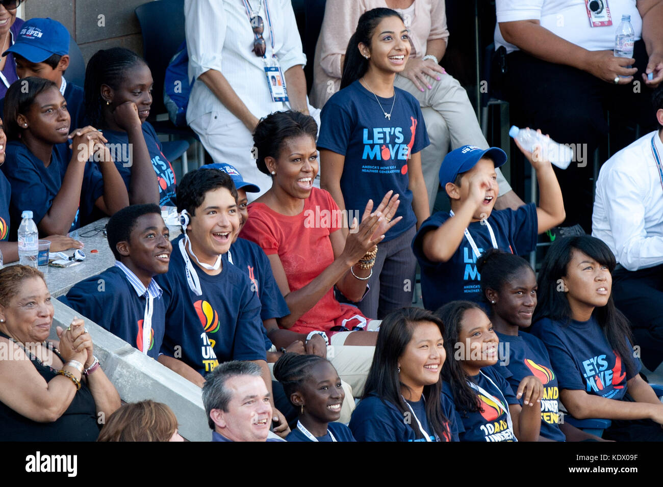 New YORK, NY - 09 SETTEMBRE: First Lady Michelle Obama partecipa al US Open 2011 presso l'USTA Billie Jean King National Tennis Center il 9 settembre 2011 a New York City People: Michelle Obama Transmission Ref: MNC Hoo-Me.com / MediaPunch Foto Stock