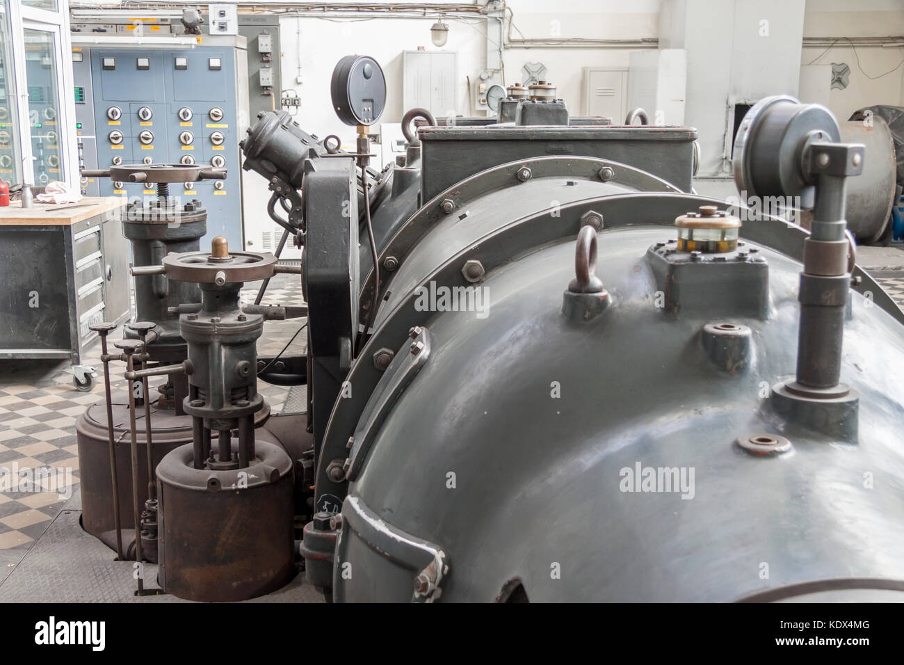 Vecchia turbina a vapore - Polonia. Foto Stock