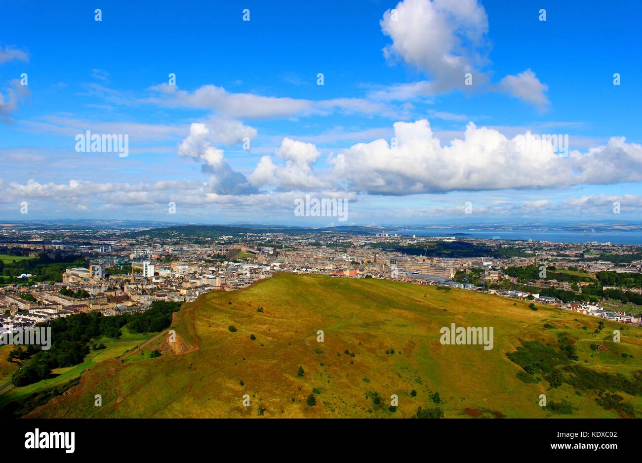 Splendide vedute di Edimburgo e il Firth of Forth. Foto Stock