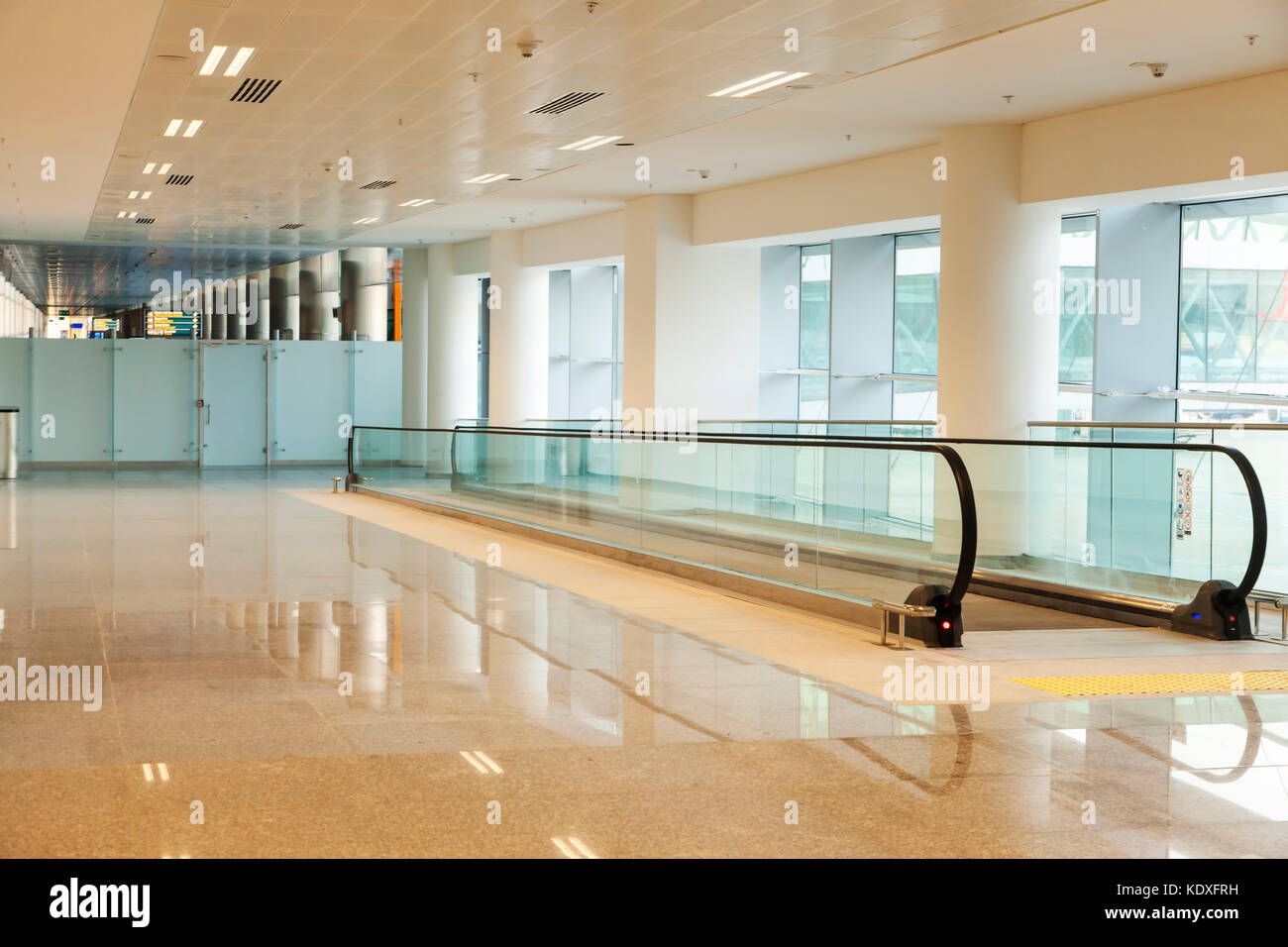 All'interno di edificio nazionale in aeroporto Foto Stock