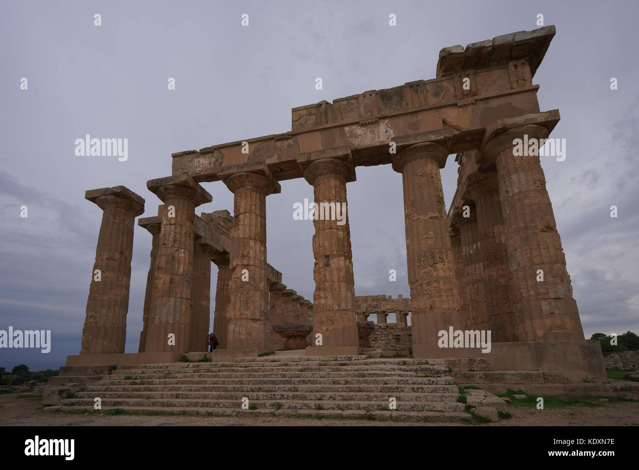 Il tempio di Hera (noto anche come tempio e) al greco sito archeologico di Selinunte. da una serie di foto di viaggio in Sicilia, Italia. photo data: Foto Stock