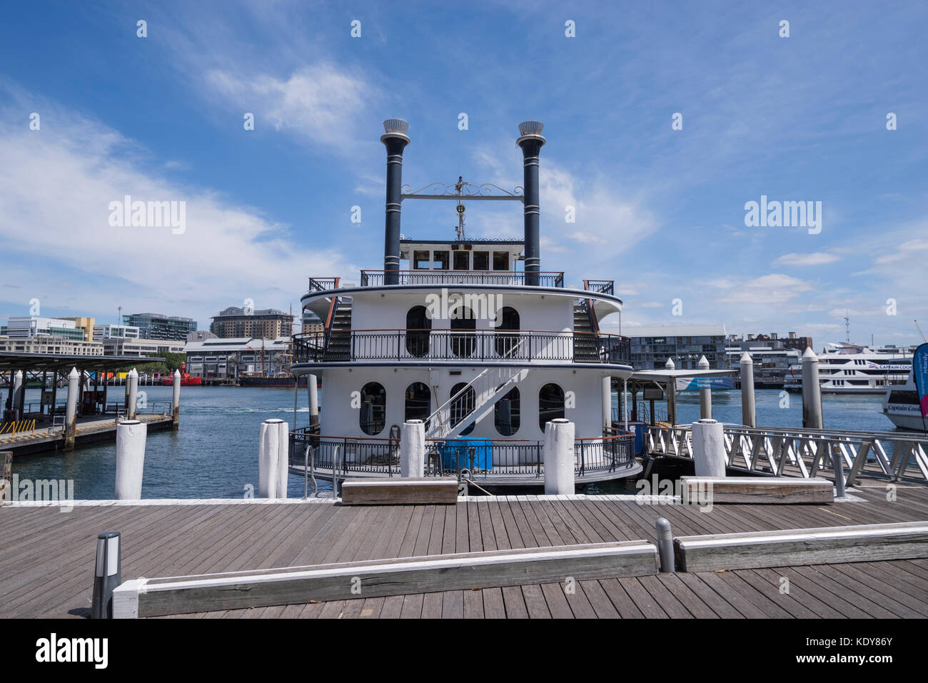 Sydney Showboat ancorata al Darling Harbour, Australia Foto Stock