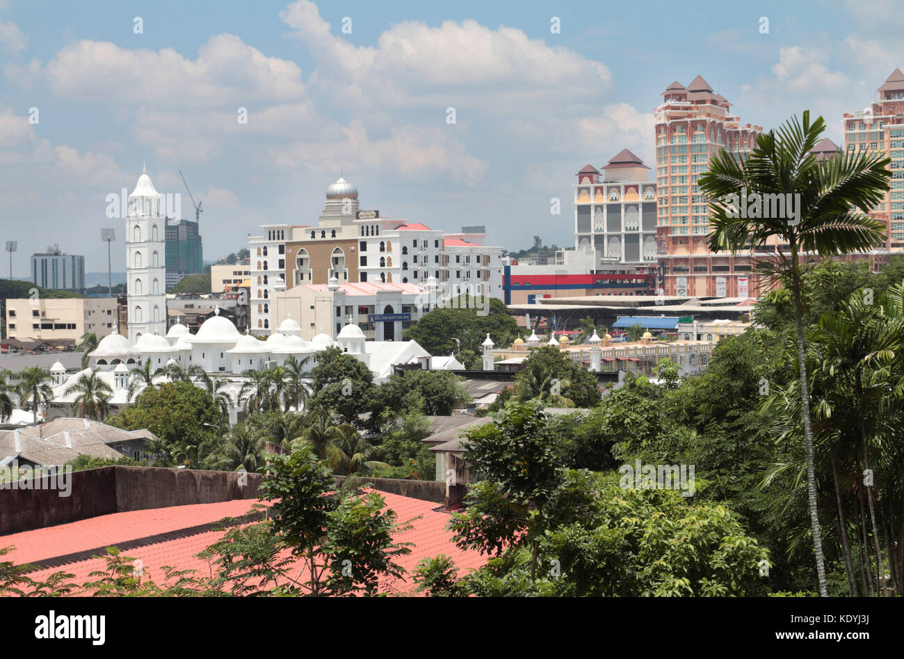 Vista di Kuala Terengganu in Malesia dalla collina di Puteri. Foto Stock