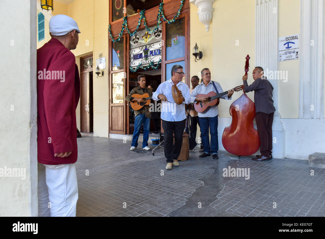 Band cubane la riproduzione di musica di Havana Vieja Cuba Foto Stock