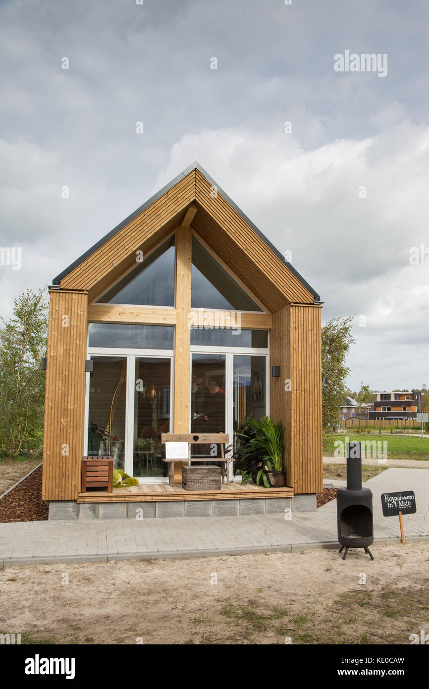 Piccola casa 'tinynezzt' in almere, Paesi Bassi durante la piccola esposizione di alloggiamento nel mese di ottobre 2017 Foto Stock