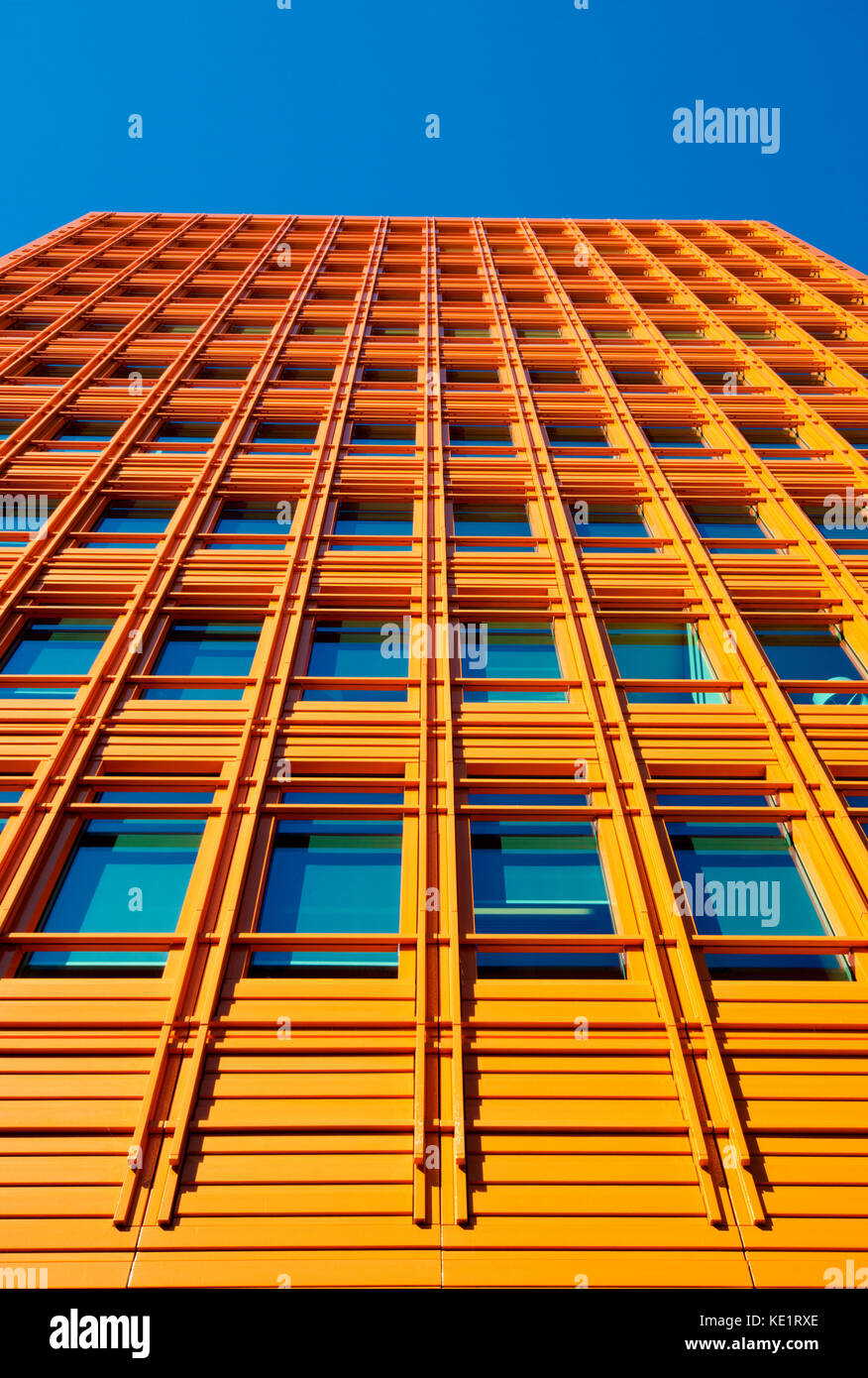 Londra, Inghilterra, Regno Unito. Central St Giles - edifici per uffici / ristoranti (Renzo Piano) in St Giles High Street, Camden. Foto Stock