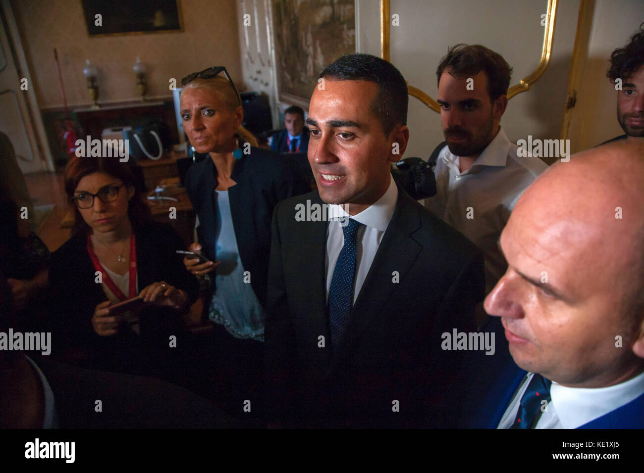 Luigi di maio durante la conferenza stampa a sostegno di giancarlo cancelleri alla presidenza della regione siciliana. Foto Stock