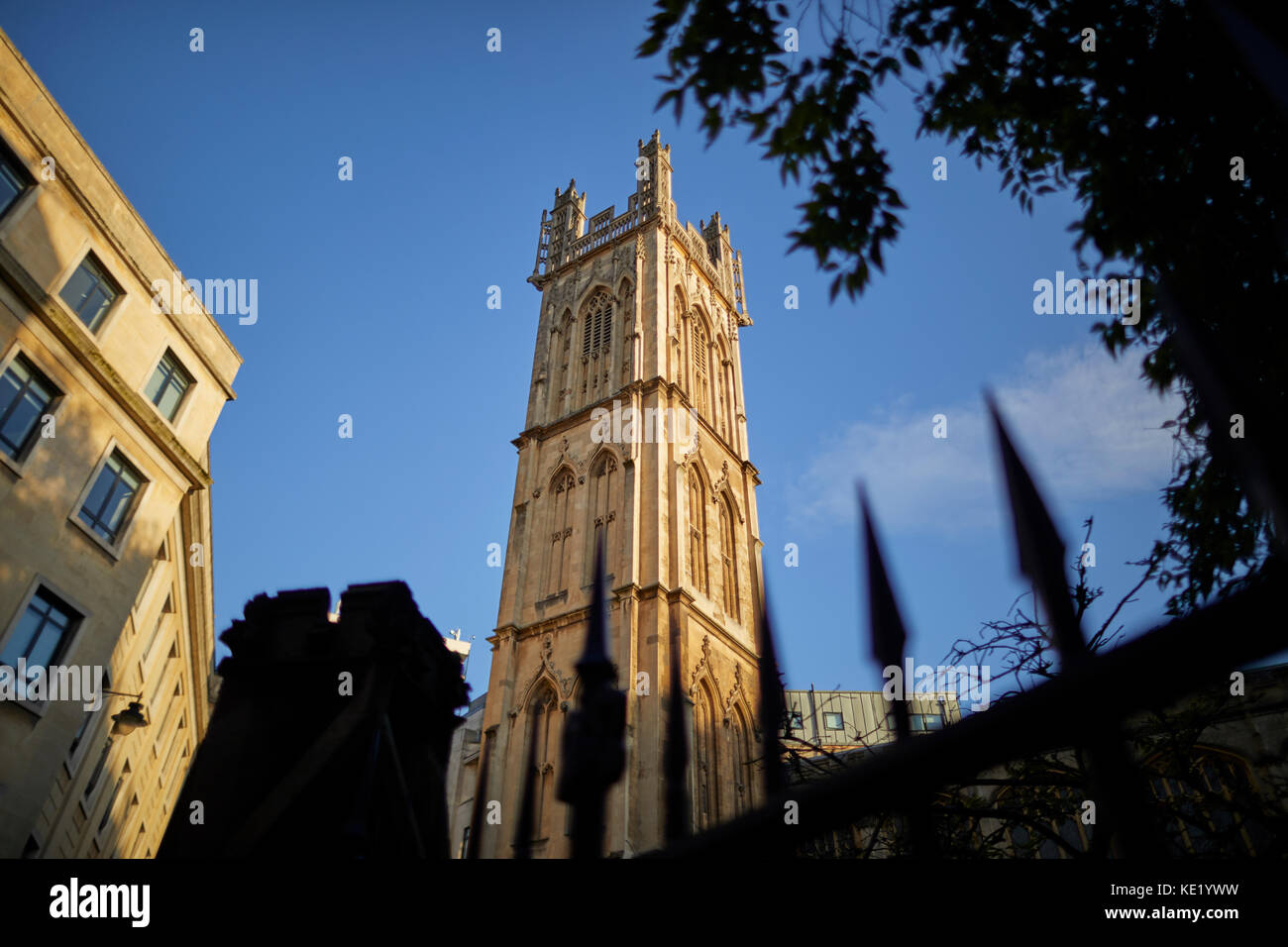 St Stephen's Chiesa di St Stephen Avenue, chiesa parrocchiale per la città di Bristol, Inghilterra. Essa è stata designata da uno storico Inghilterra come un grado che ho elencato b Foto Stock