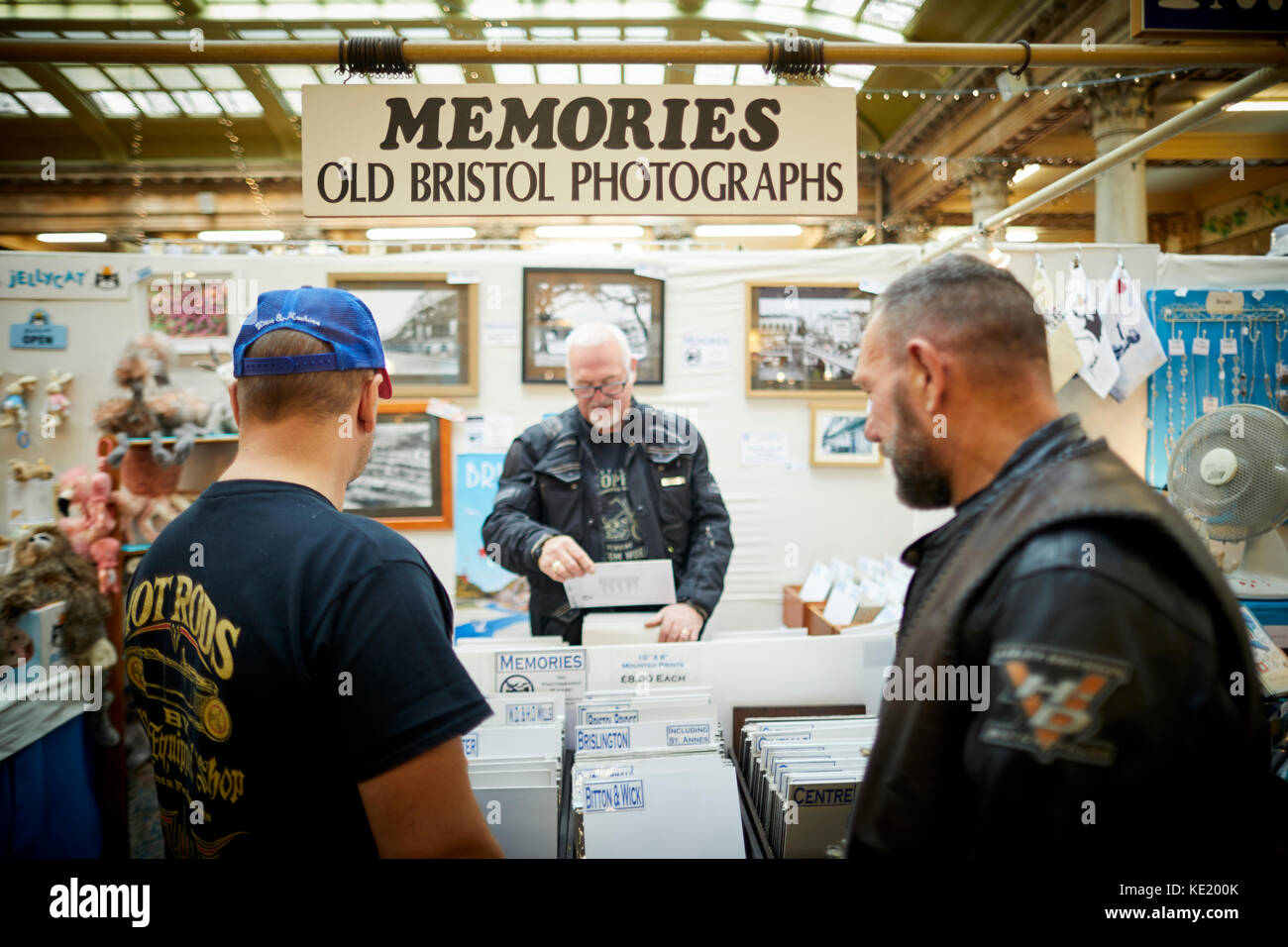 All'interno di St Nicholas Market Bristol City Centre Foto Stock