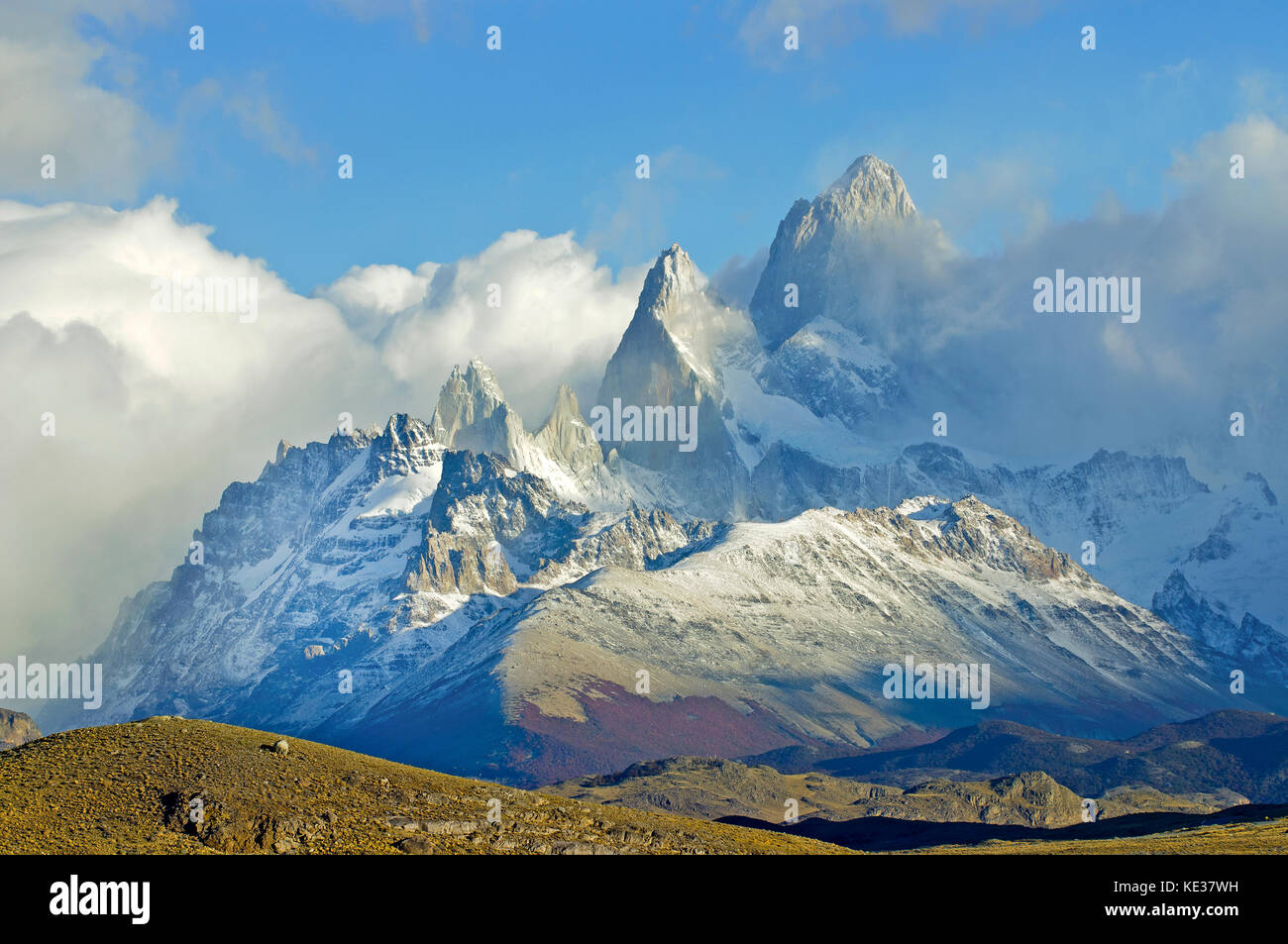 Alba sul massiccio di Fitzroy, parco nazionale Los Glaciares, sud dell Argentina Foto Stock