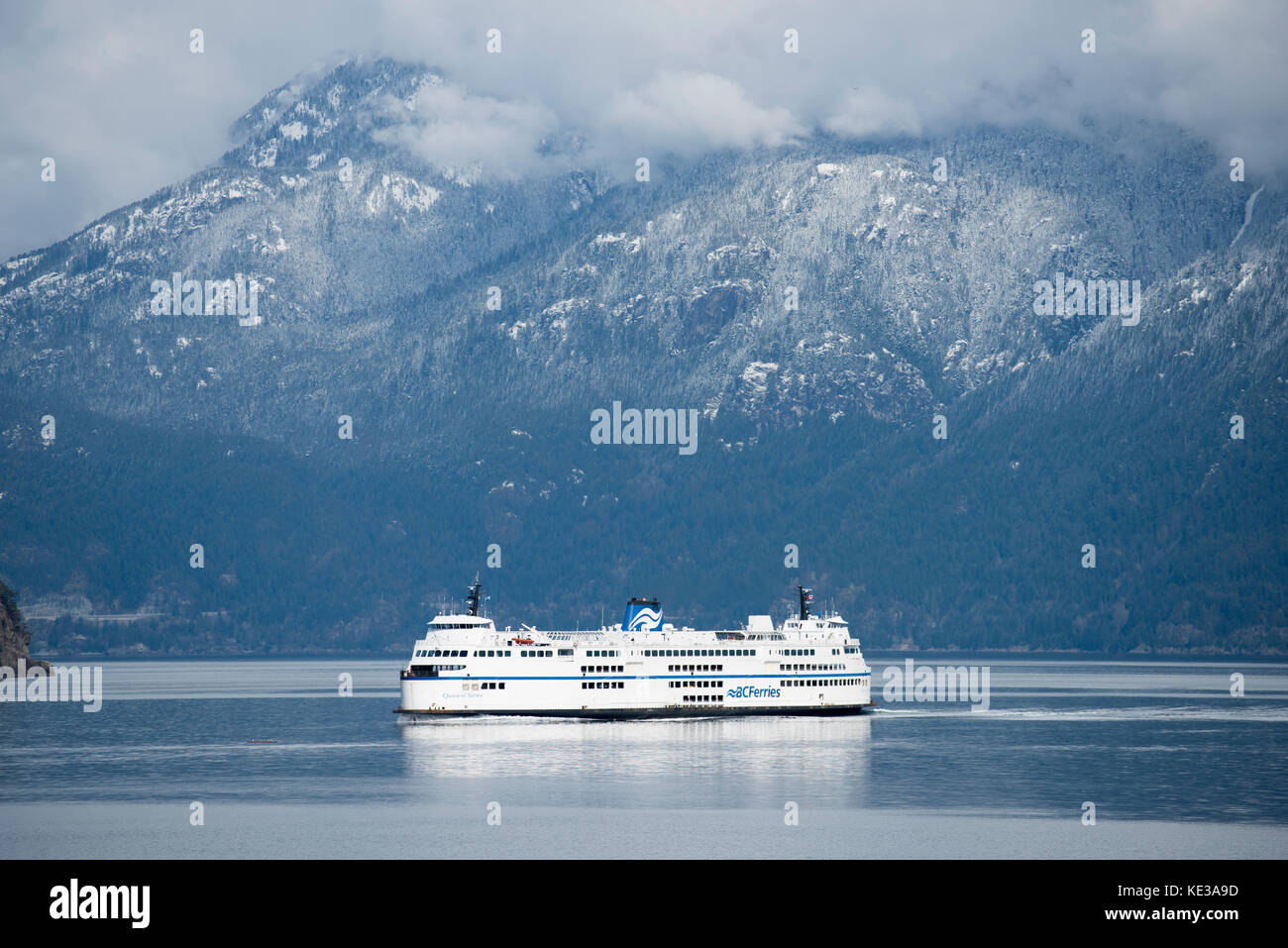 Traghetti BC regina del Surrey in Howe Sound, British Columbia, Canada. Foto Stock