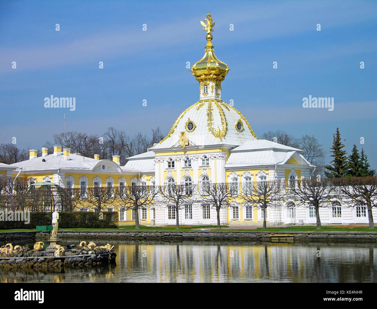 Ala Ovest del grande palazzo, peterhof, Russia Foto Stock