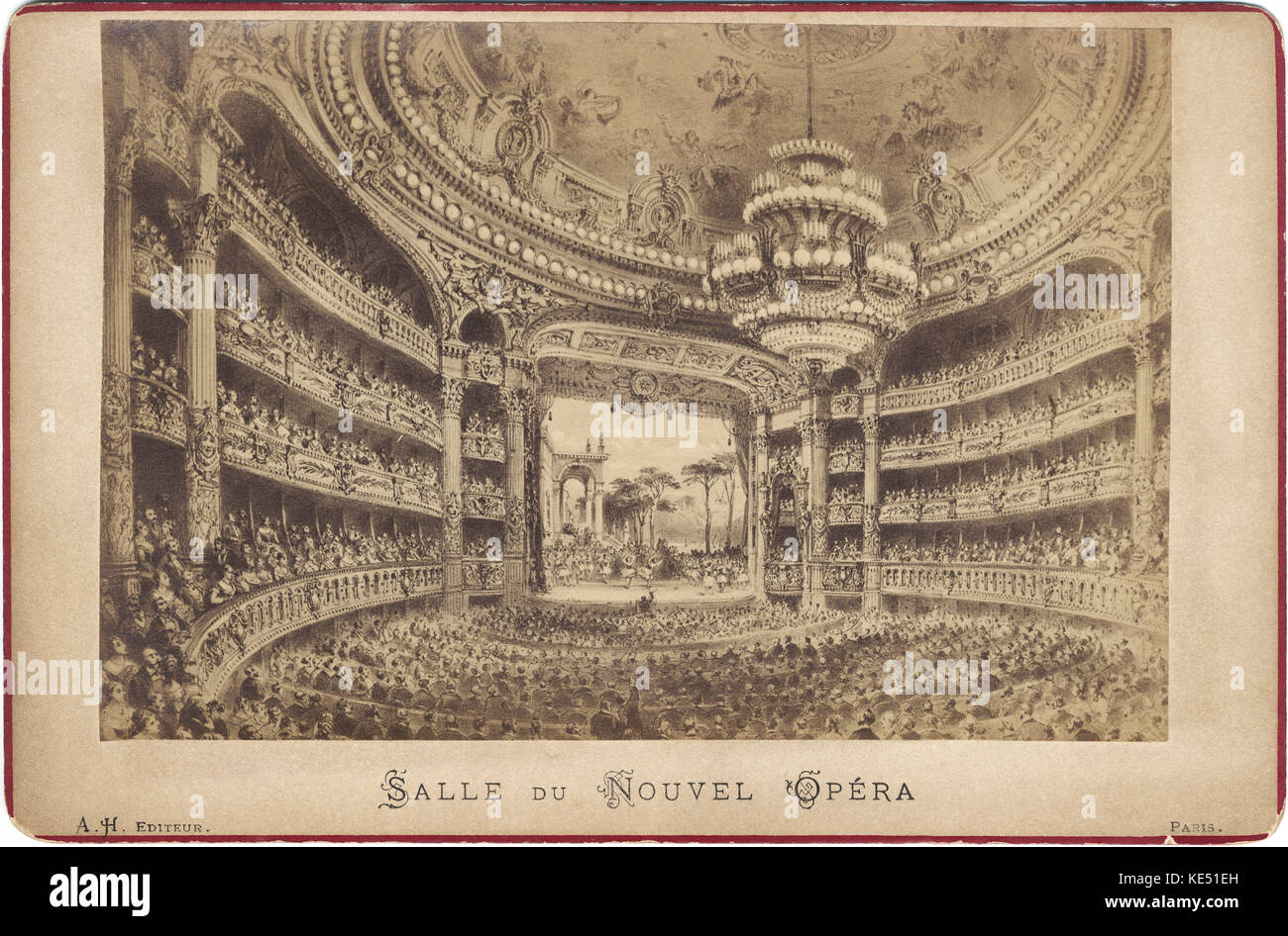 La casa dell'Opera di Parigi auditorium. I livelli del pubblico attorno al palco Nouvel Opera. Foto Stock