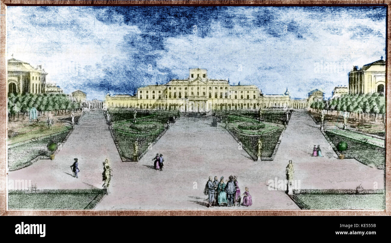 Palazzo Esterhaza, vista con giardini di Haydn di tempo. Costruito nel 1766 in imitazione di Versailles dai principi Esterhazy. Dal 1766 Haydn è stato in carica della opera house e il teatro delle marionette, così come il castello di opera. Il compositore austriaco 1732-1809. Versione Colorised. Foto Stock
