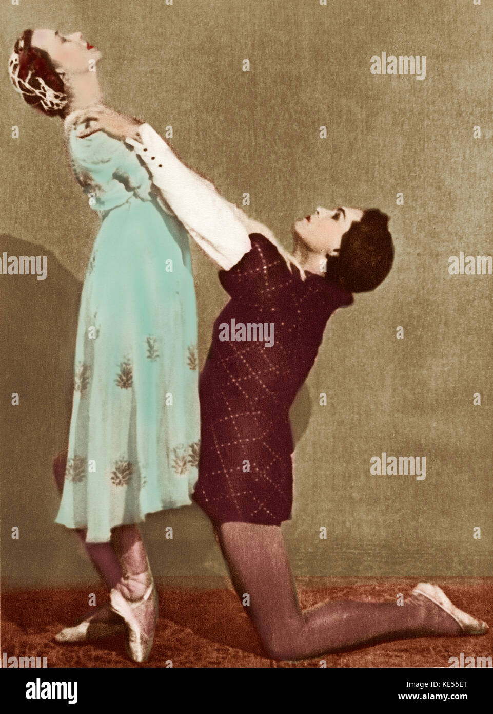 Galina Ulanova e Sergeyev in Sergei Prokofiev 's "balletto Romeo e Giulietta" per il 1940 premiere Kirov, Leningrado - GU: 8 gennaio 1910 - 21 Marzo 1998. Versione Colorised. Il compositore russo, 27 Aprile 1891 - 5 marzo 1953. Foto Stock