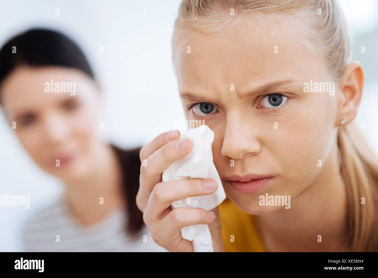 Ritratto di un triste pianto donna Foto Stock