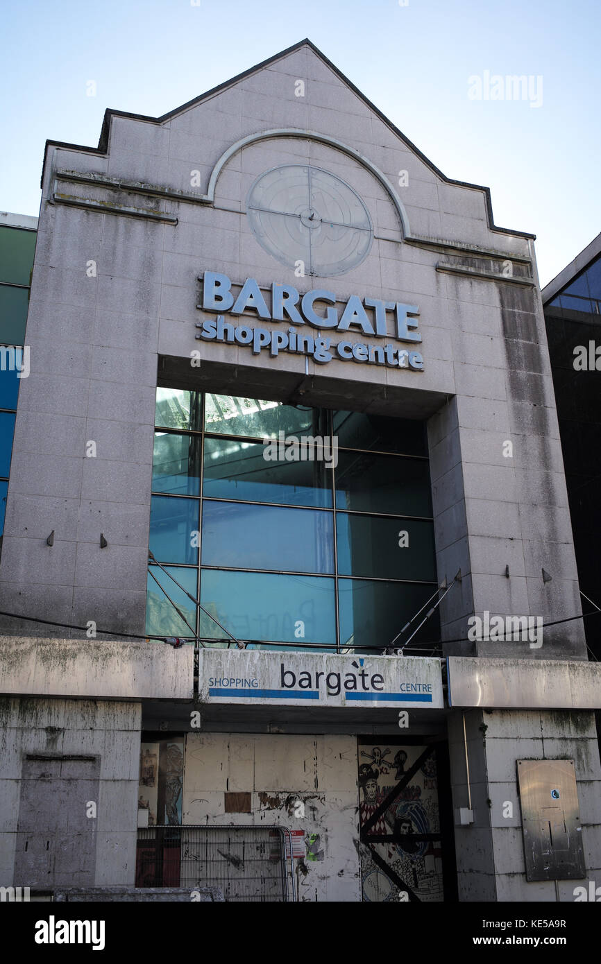 Bargate shopping center ora chiusa e in attesa di demolizione per fare spazio a nuovi complessi. Foto Stock