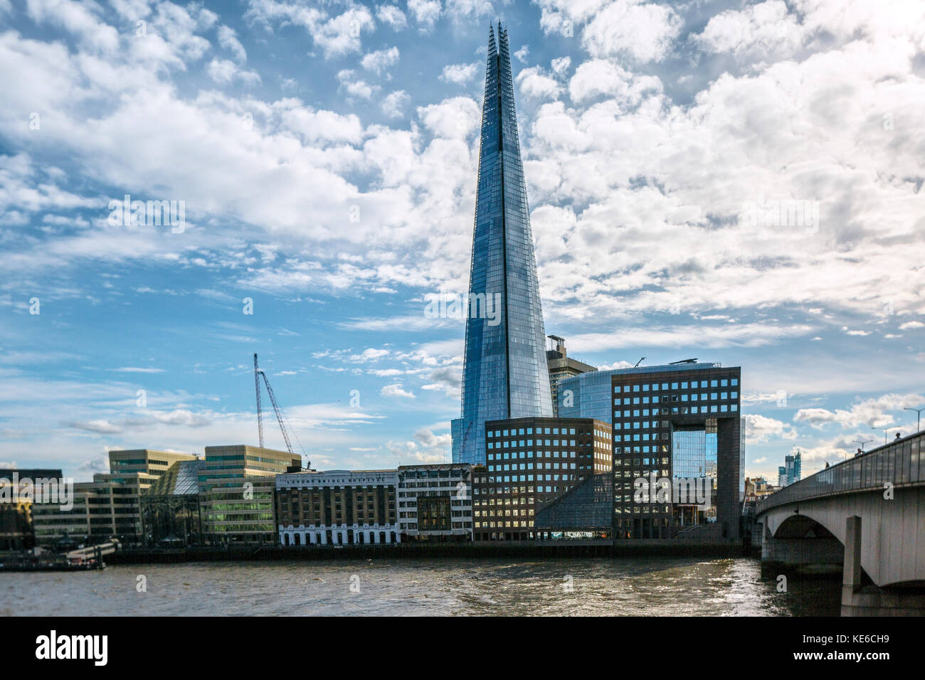 La shard, Londra progettato dall architetto Lorenzo pianoforte Foto Stock