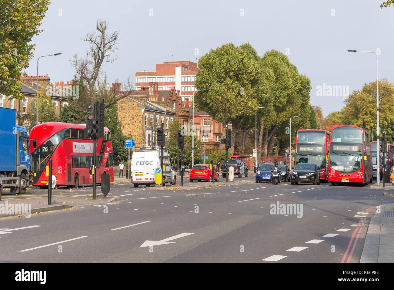 High Road (A10), Sette sorelle, London Borough of Haringey, Greater London, England, Regno Unito Foto Stock