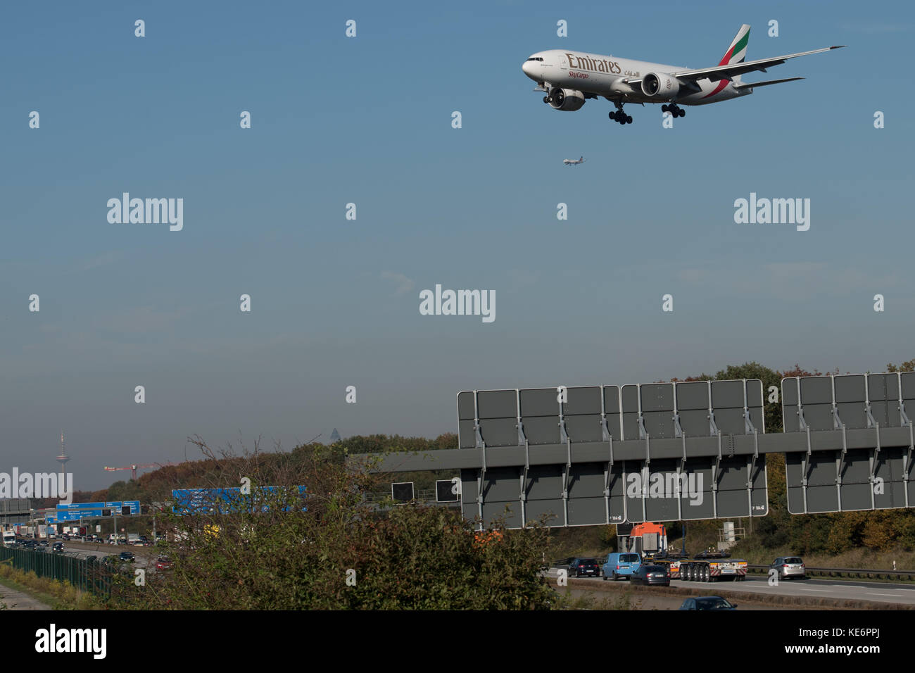 Reisen, Deutschland, Hessen, Francoforte sul meno, Flughafen, ottobre 18. Eine Boeing 777-F1H der Emirates SkyCargo mmit der Kennung A6-EFS aus Dakar (in Foto Stock