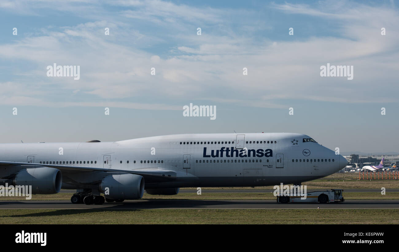 Reisen, Deutschland, Hessen, Francoforte sul meno, Flughafen, ottobre 18. Eine Boeing 747-830 mit der Kennung D-ABYM rott auf das Startfeld des Frankfurt Foto Stock
