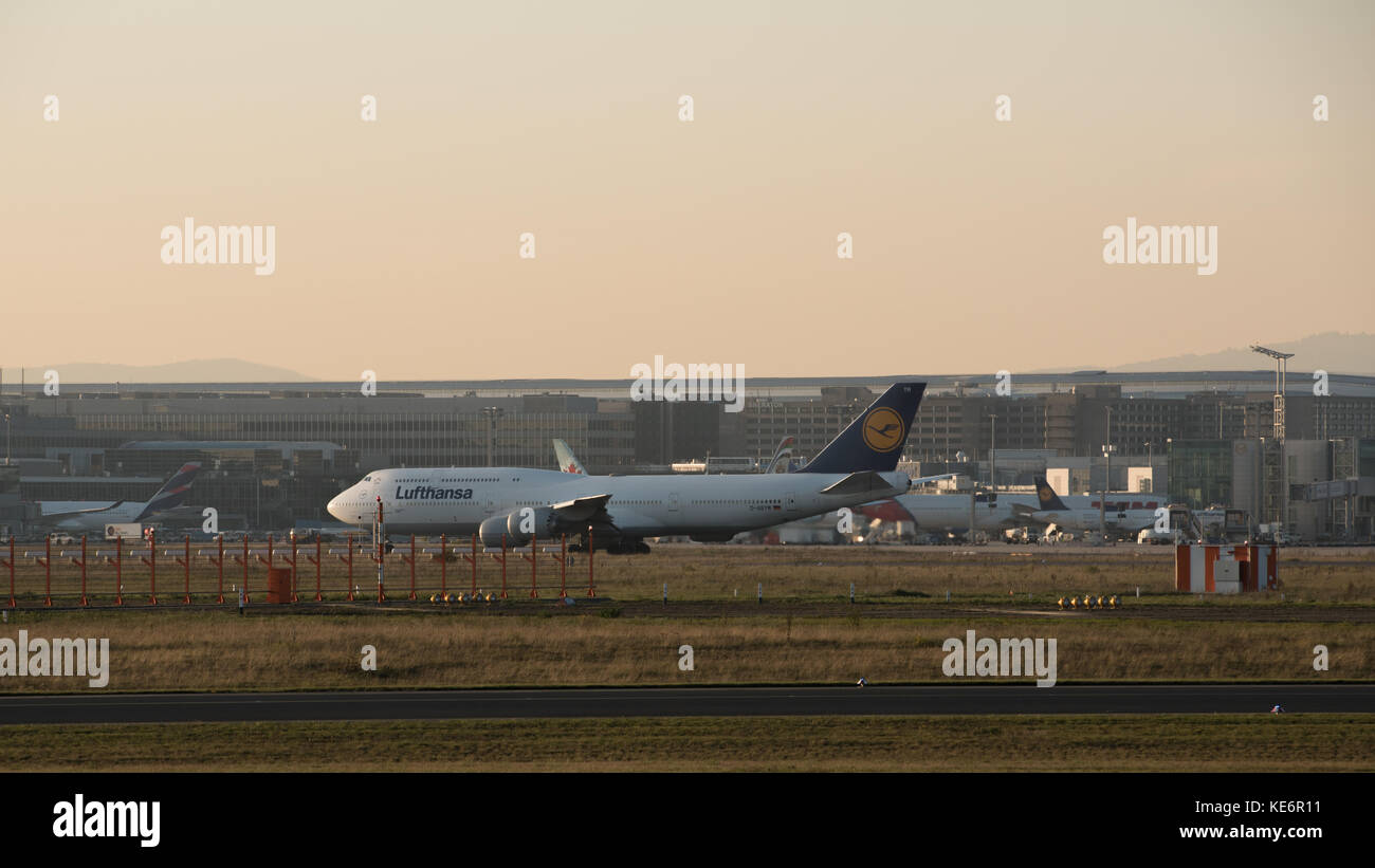 Reisen, Deutschland, Hessen, Francoforte sul meno, Flughafen, ottobre 18. Eine Boeing 747-830 der Lufthansa mit der Kennung D-ABYM. (Foto di Ulrich Roth Foto Stock