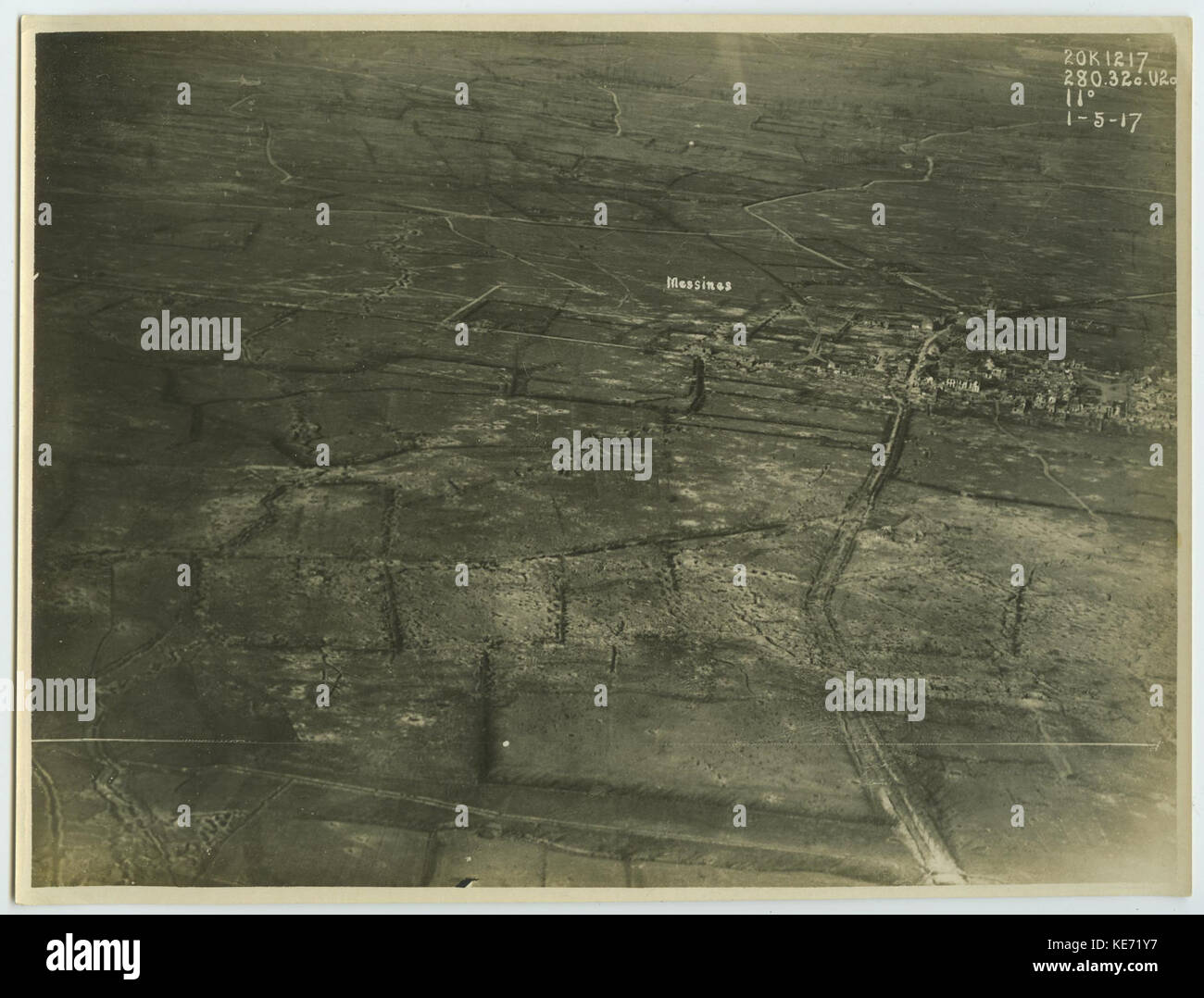 WW1 fotografia aerea vista verso est verso Messines Foto Stock