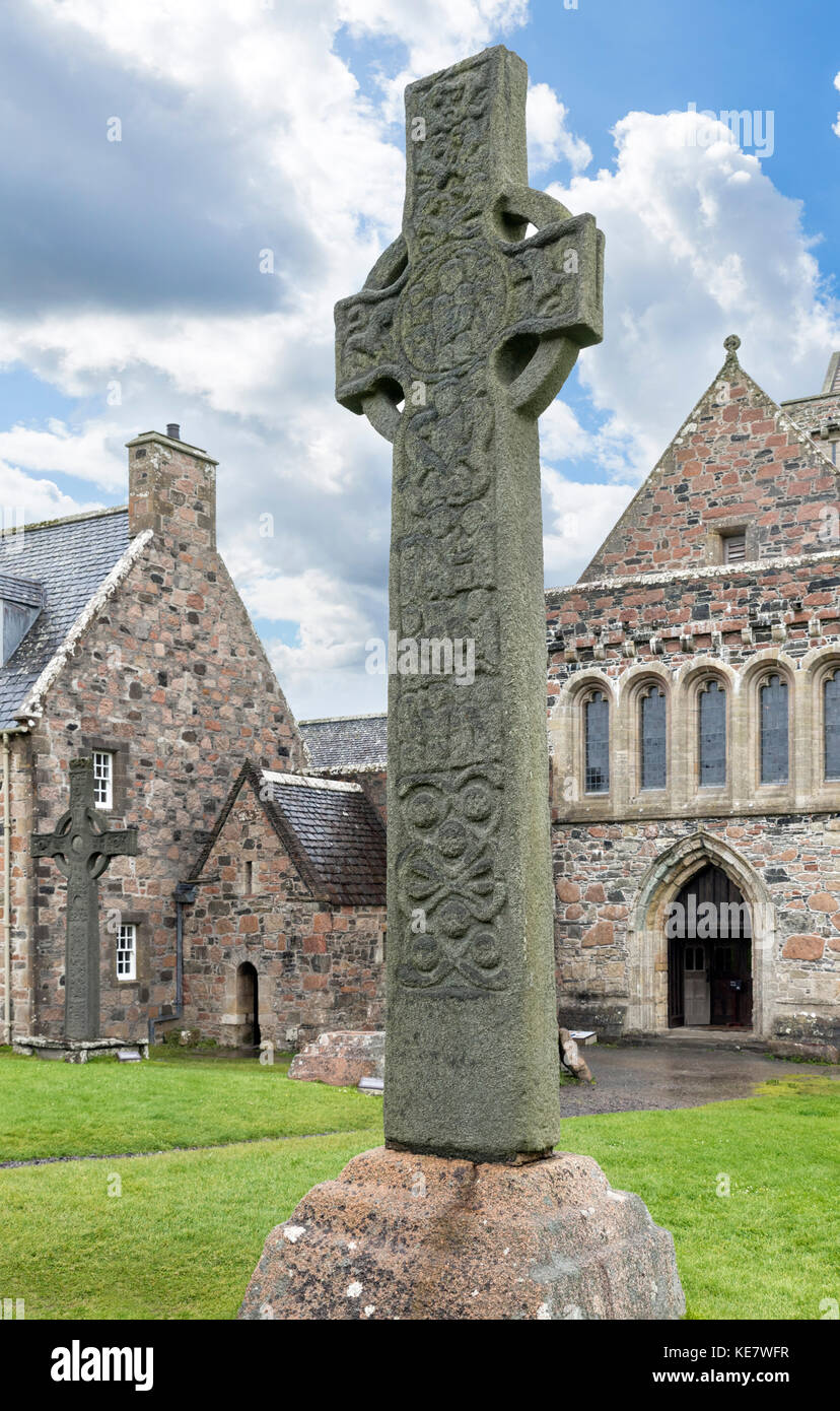 Celtic cross. St Martin's Cross fuori Abbazia di Iona, Isola di Iona, Argyll and Bute, Scotland, Regno Unito. Foto Stock