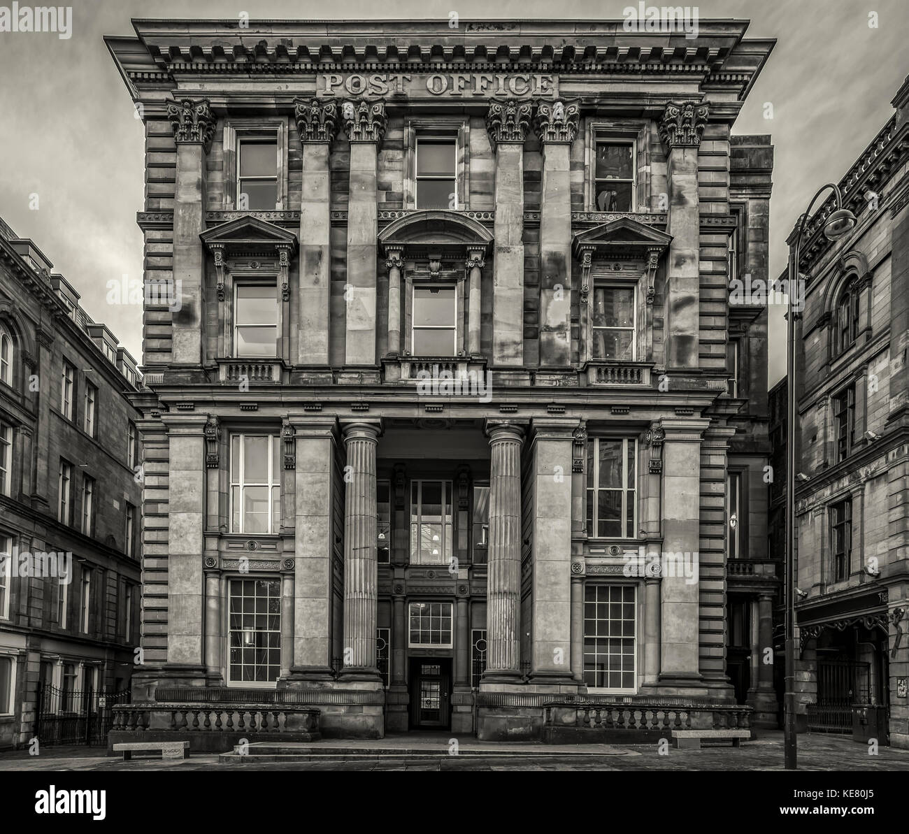 Il vecchio stile classico post office edificio fu costruito tra il 1871-1874 ed è ora utilizzato come un ufficio di architetti Foto Stock