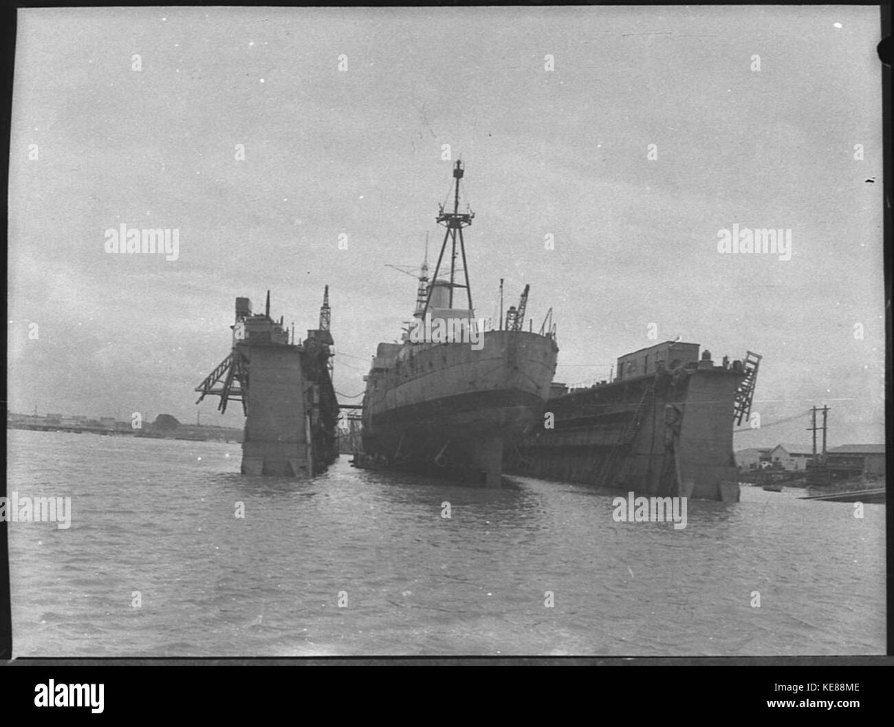 33366 HMAS Hobart nel dock Foto Stock