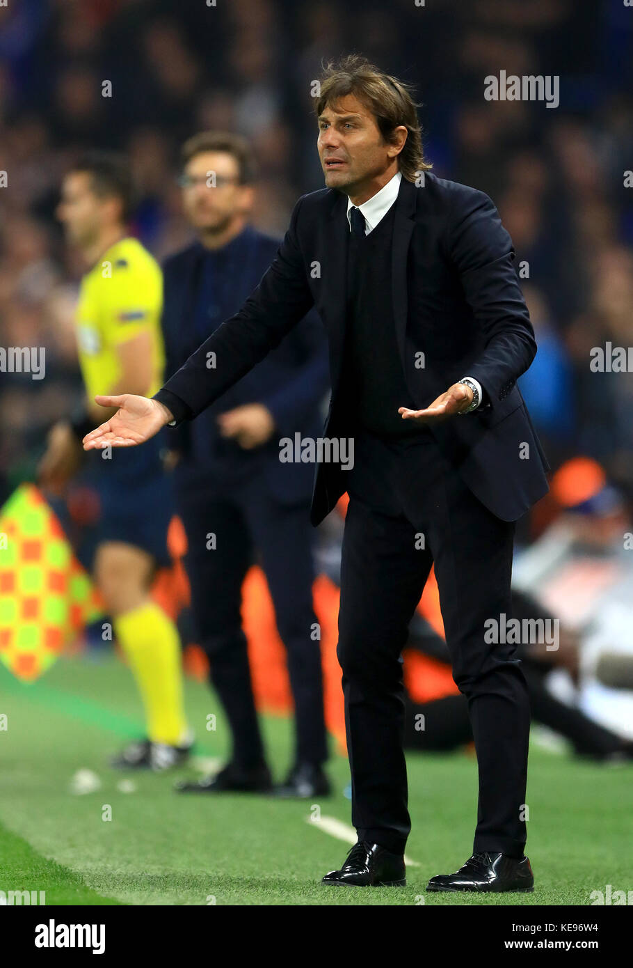 Il manager del Chelsea Antonio Conte durante la UEFA Champions League, partita del Gruppo C allo Stamford Bridge, Londra. Foto Stock
