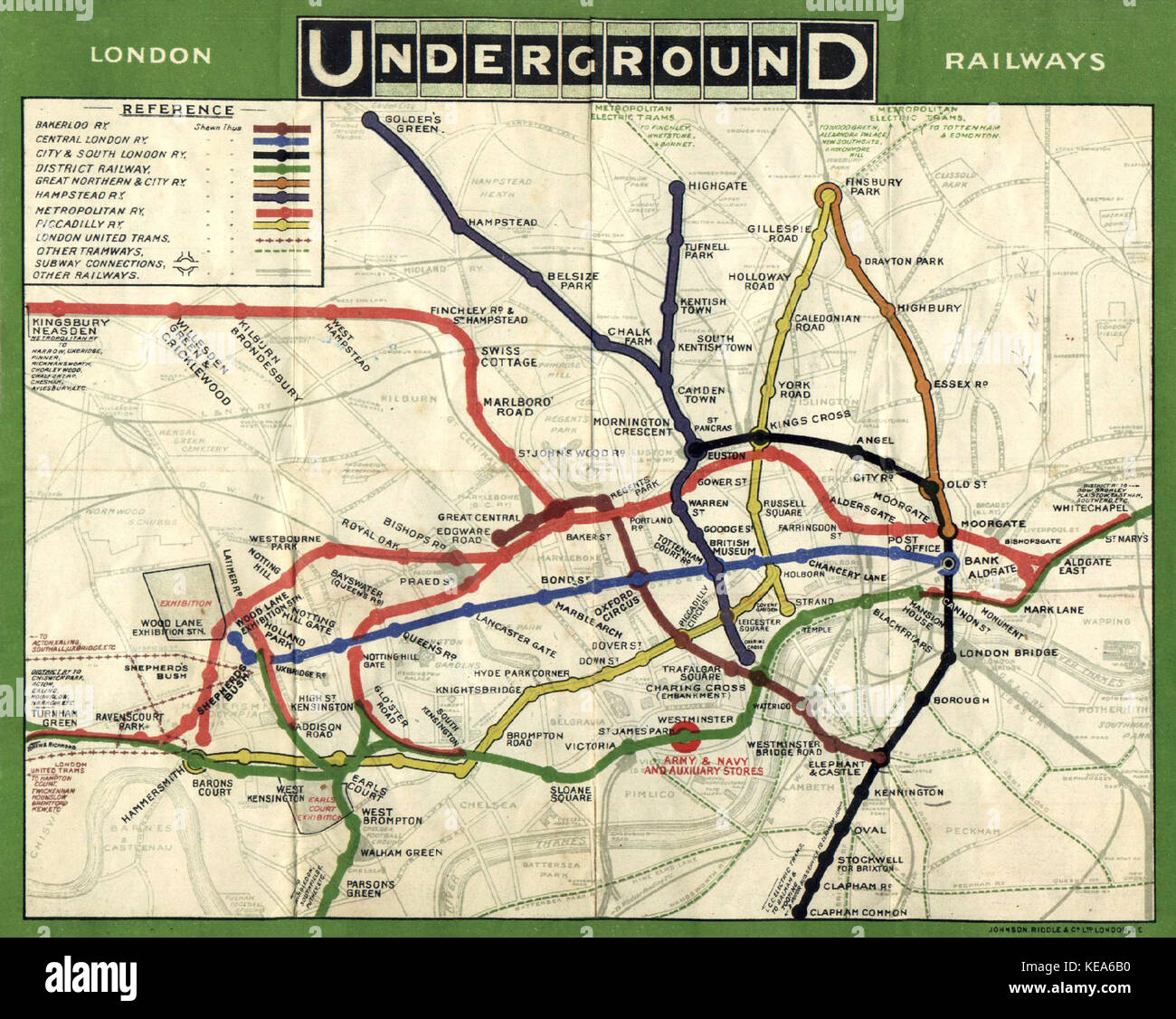La mappa della metropolitana di Londra del 1908 è una rappresentazione storica del sistema della metropolitana di Londra, raffigurante lo sviluppo della rete e le stazioni chiave dell'epoca. Foto Stock