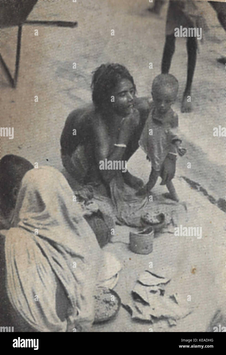 Bisognosi di madre e bambino la carestia del Bengala 1943 Foto Stock