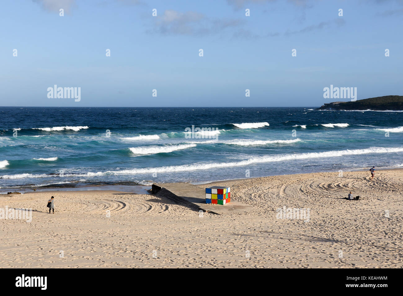 Un grande Rubiks Cube a Maroubra Beach a Sydney in Australia Foto Stock