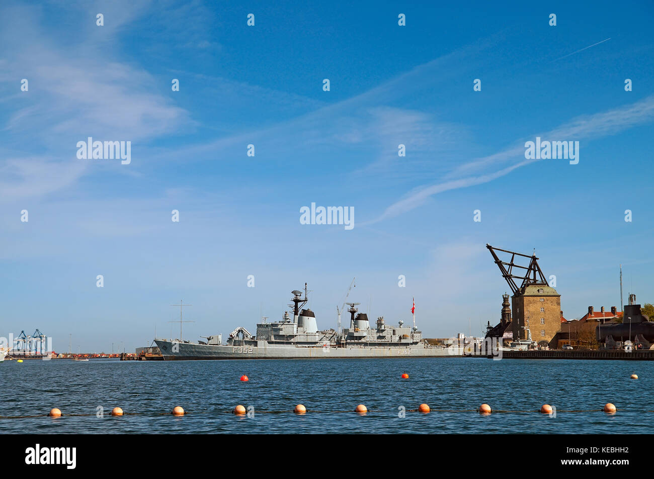 La fregata PEDER SKRAM (nave di bandiera della Marina durante la Guerra fredda) di Copenaghen è ora aperta al pubblico come nave museo . Foto Stock