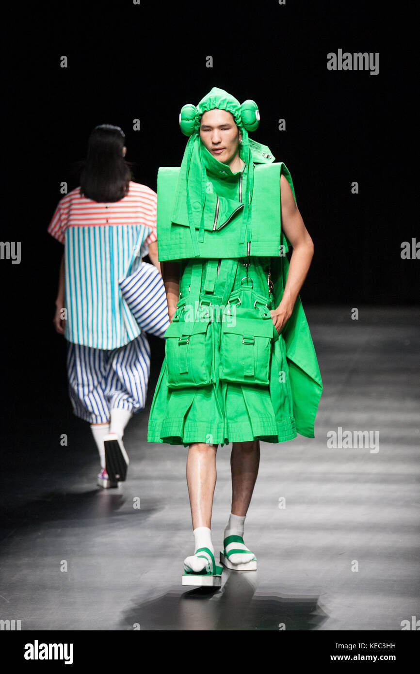 Tokyo, Giappone. Xix oct, 2017. 2017/10/19 tokyo, amazon la settimana della moda di Tokyo 2018 s/s marca, moda asiatica incontra filippine designer, jaggy (foto di Michael steinebach/aflo) Credito: aflo co. ltd./alamy live news Foto Stock