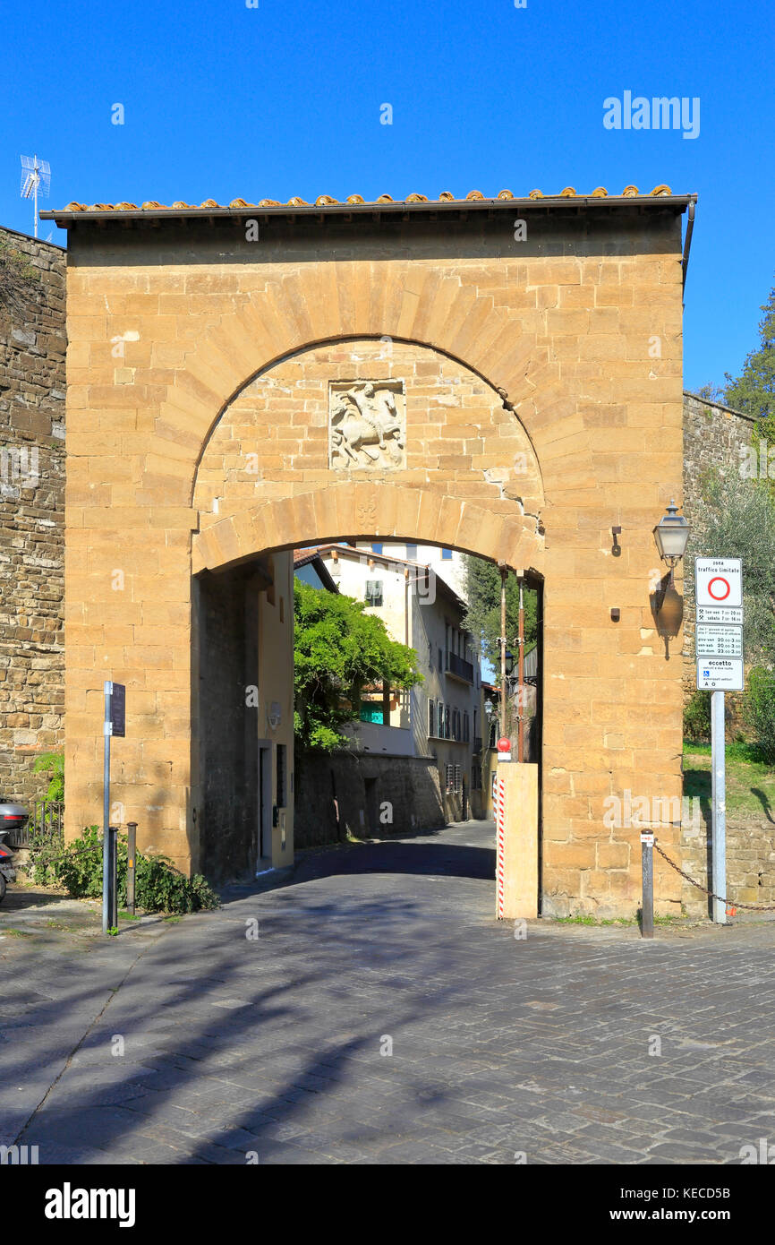 Gate of san giorgio immagini e fotografie stock ad alta risoluzione - Alamy