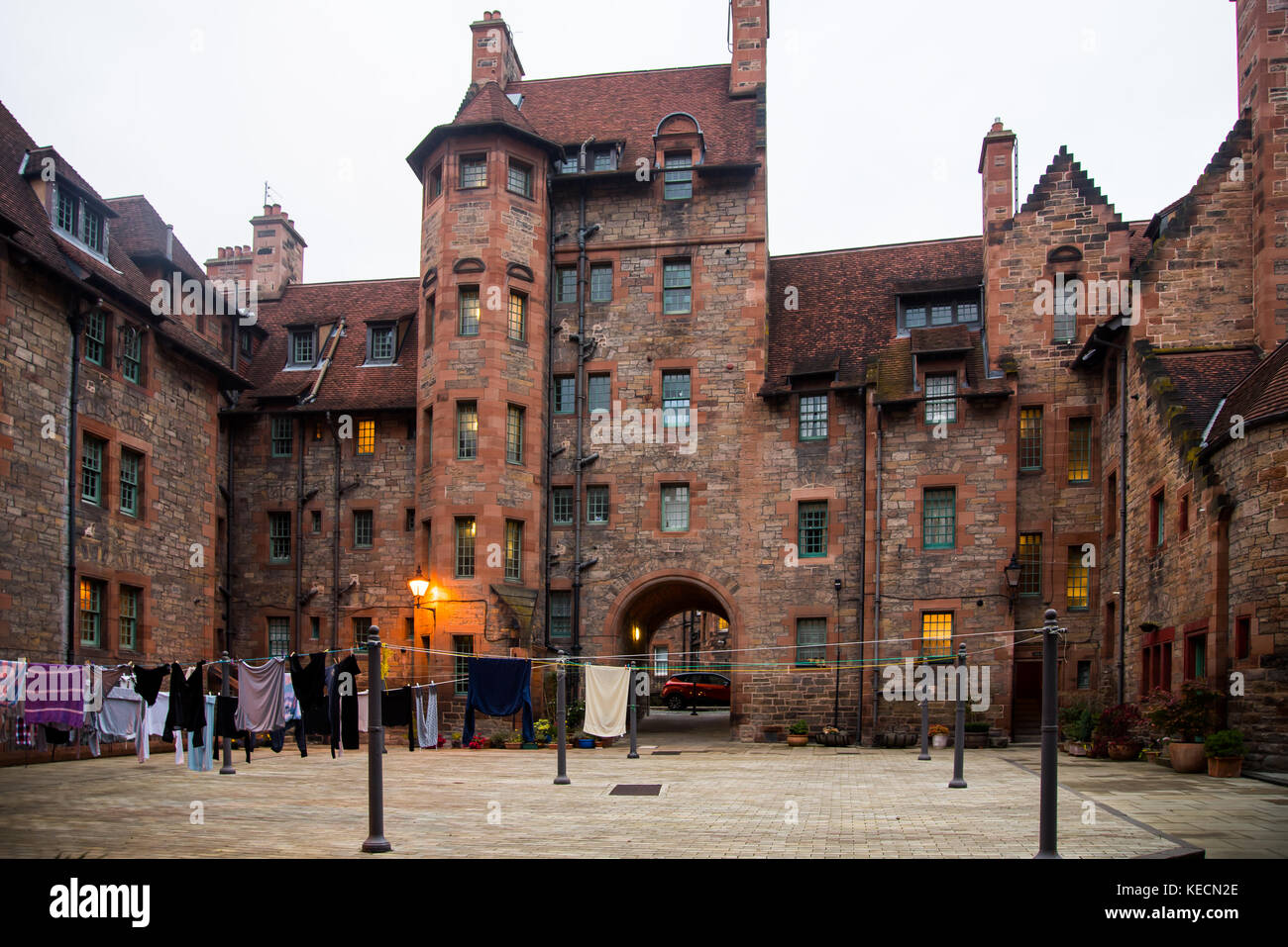 Dean village a Edimburgo, pittoreschi edifici impostato su acqua di Leith Foto Stock