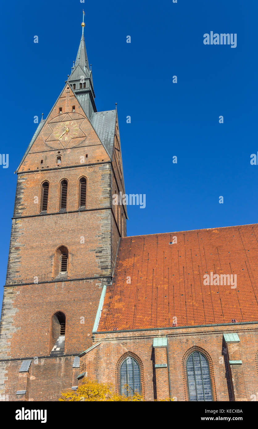 La torre della chiesa di mercato a Hannover, Germania Foto Stock