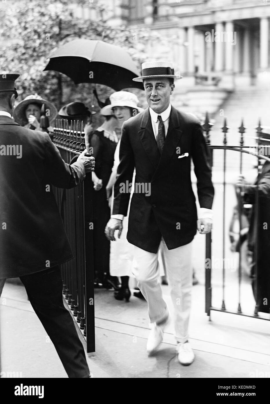 Franklin roosevelt,assistente segretario della Marina,ritratto che arrivano alla casa bianca,Washington dc, Stati Uniti d'America,Harris & ewing,1920 Foto Stock