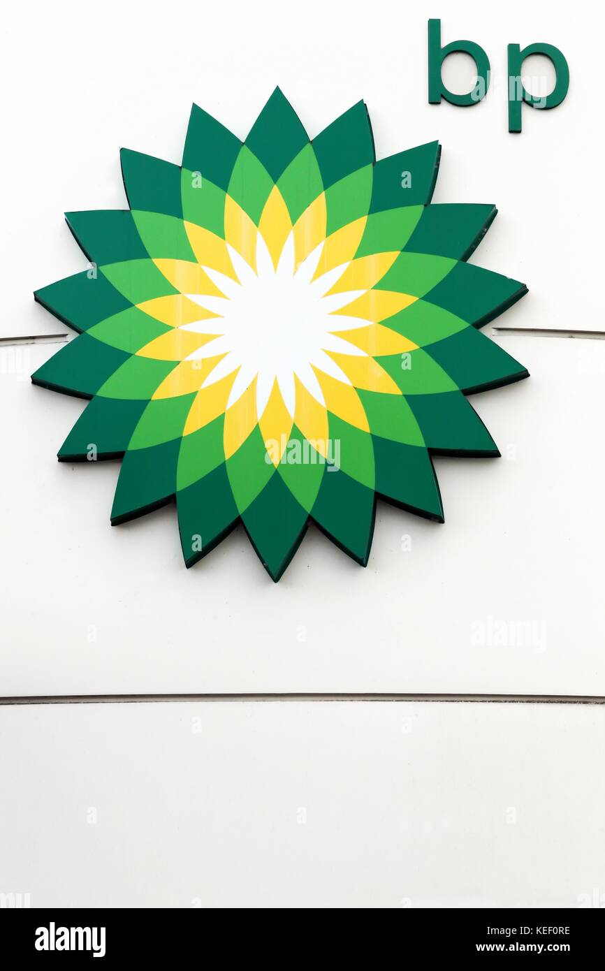 Ginevra, Svizzera - 1 ottobre 2017: bp nome anche British Petroleum, è uno del mondo di sei principali società petrolifere e del gas Foto Stock
