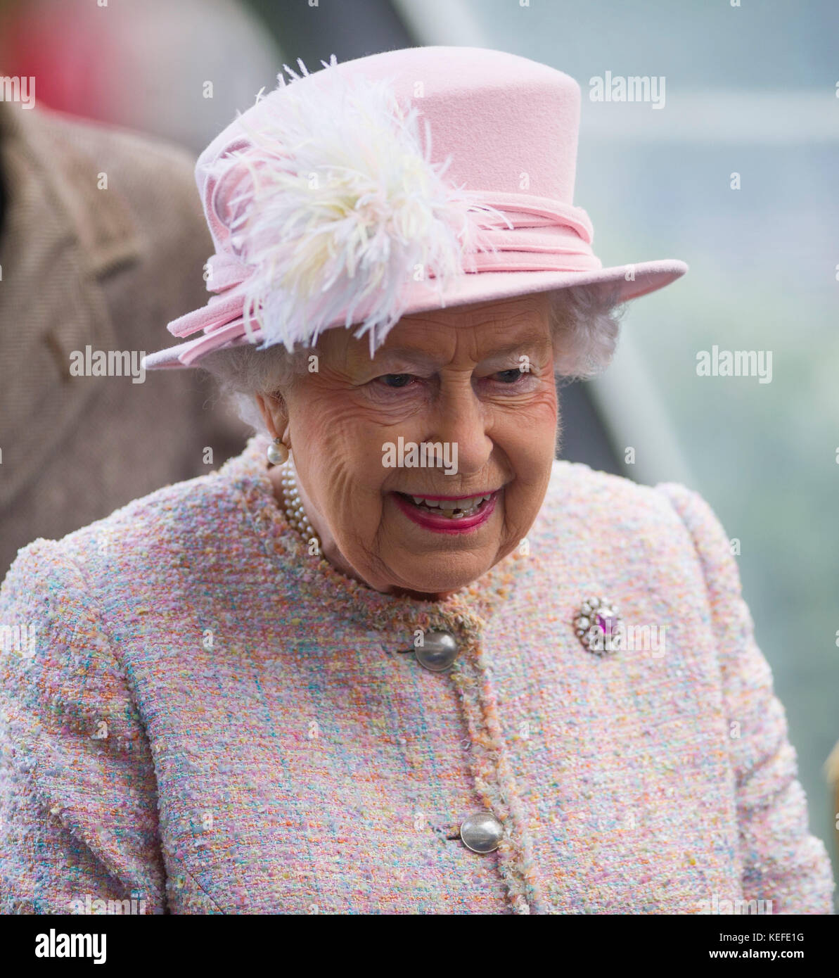 Ascot, Regno Unito. Xxi oct, 2017. Sua Maestà la Regina Elisabetta a Ascot gare su Qipco Champions giorno. Credito: John Beasley/Alamy Live News Foto Stock