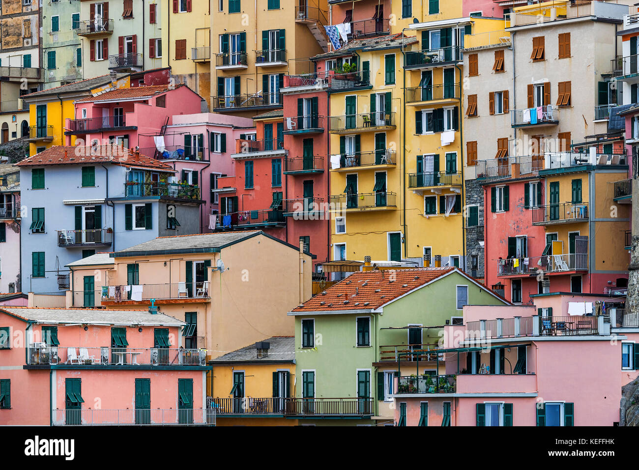 L'affascinante architettura nel villaggio di Manarola, Cinque Terre Liguria, Italia. Foto Stock