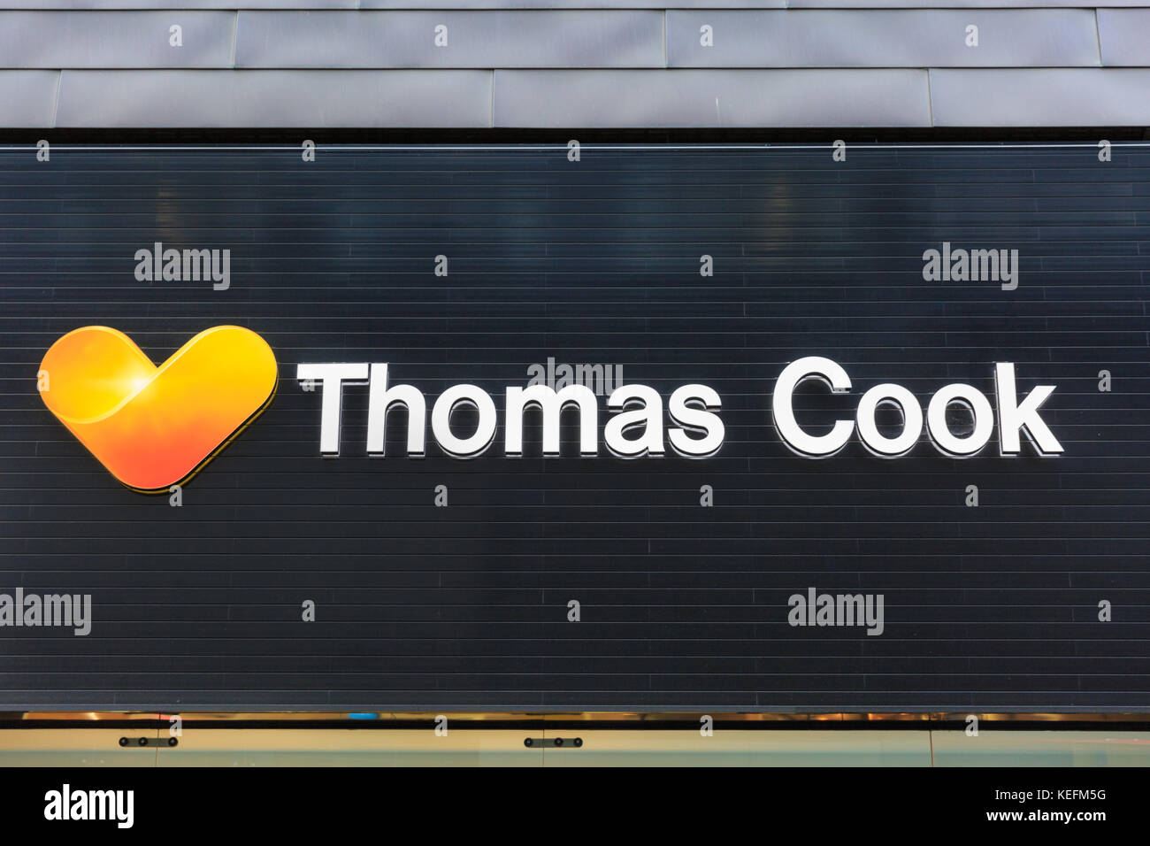 Thomas Cook shop segno, il logo del marchio della agenzia di viaggi e tour operator, Westfield Stratford, Londra Foto Stock
